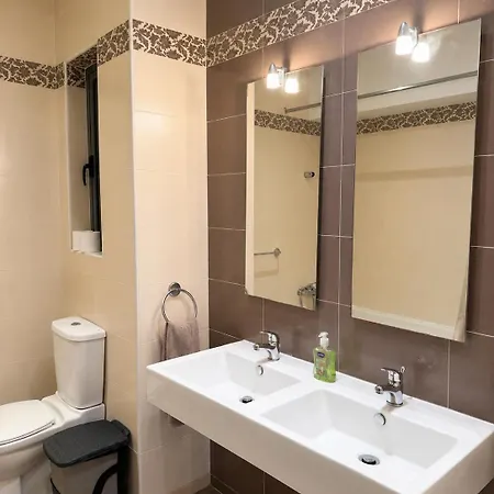 The Onyx-s5 Apartmán *